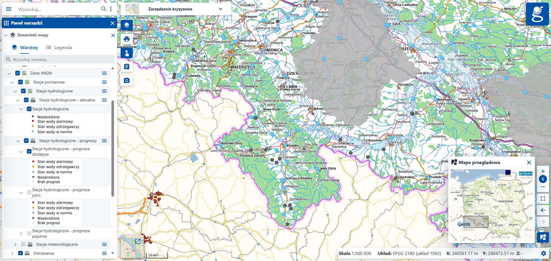 Zrzut ekranu z serwisu www.geoportal.gov.pl przedstawiający moduł Zarządzanie kryzysowe z włączoną warstwą - Dane IMGW – Stacje pomiarowe – Stacje hydrologiczne – aktualne, Stacje hydrologiczne – prognozy