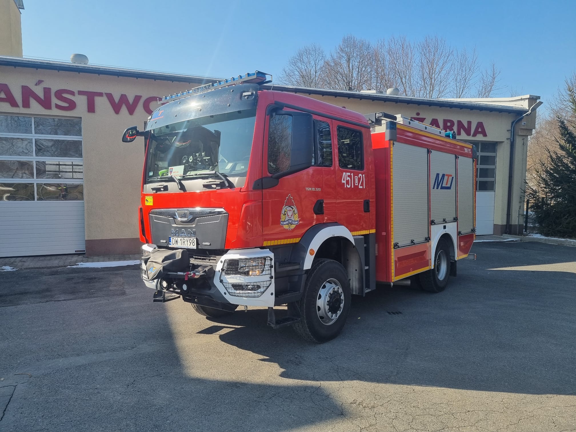 Samochód ratowniczo gaśniczy MAN