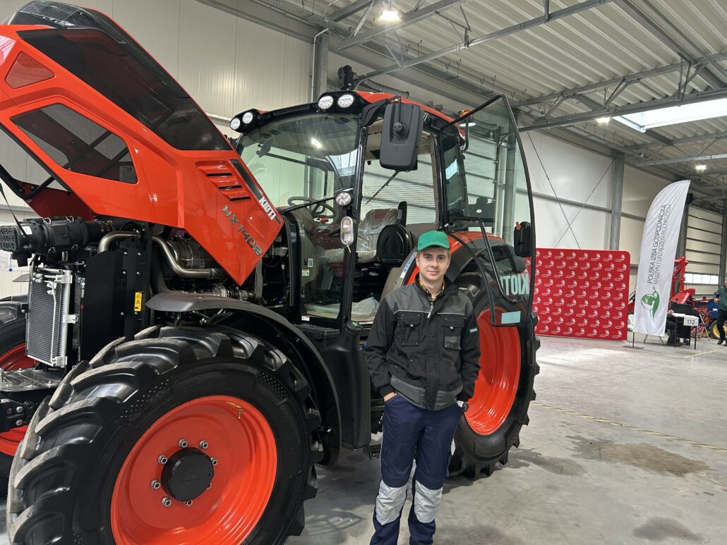WIELKI SUKCES WIKTORA GORTATA UCZNIA ZSCKR W ZDUŃSKIEJ DĄBROWIE W MIĘDZYNARODOWYM KONKURSIE WorldSkills POLAND