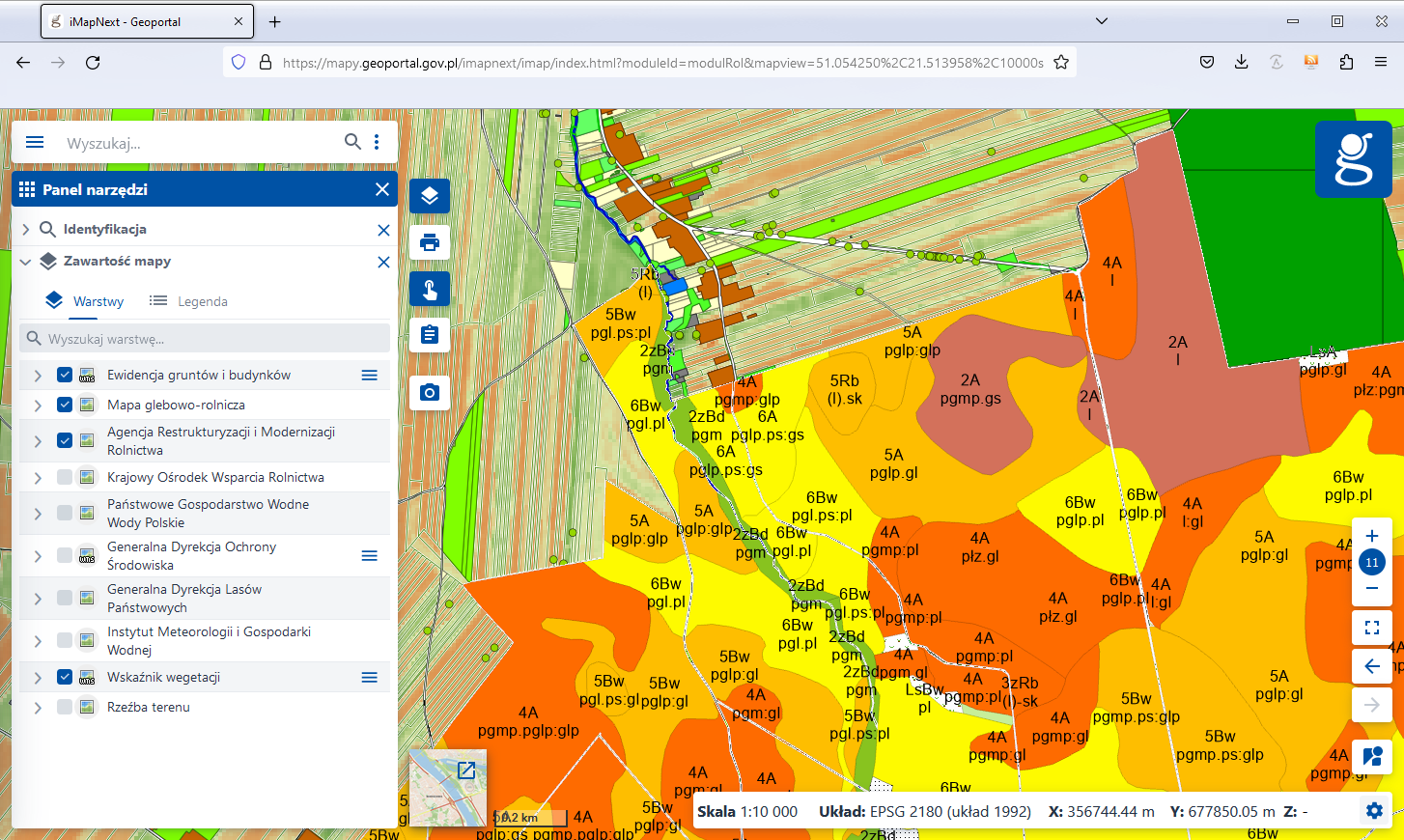 Ilustracja przedstawia warstwy oraz dane zaprezentowane w nowej kompozycji mapowej Rolnictwo