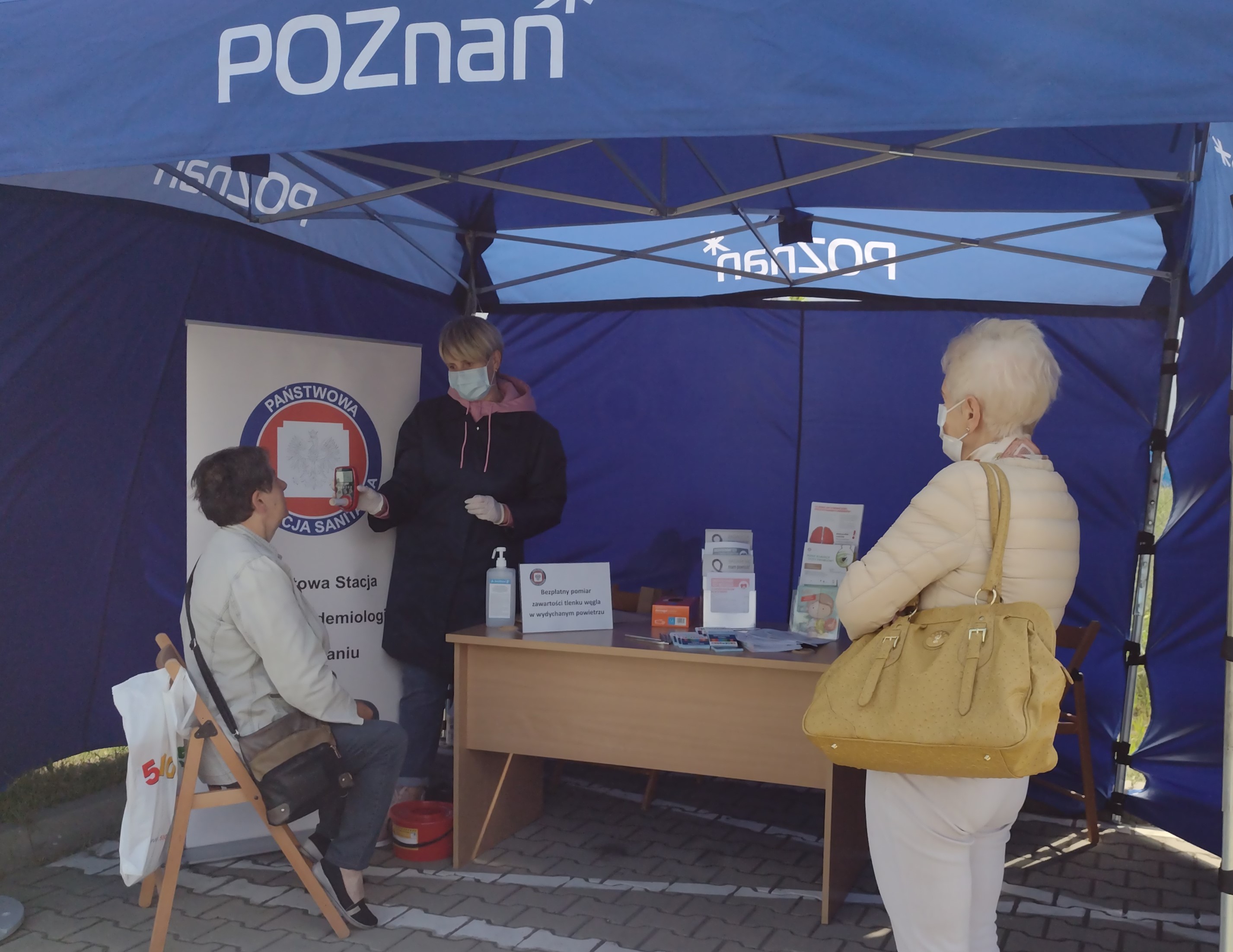 Stanowisko PSSE w Poznaniu podczas „Białej Soboty” w POSUM