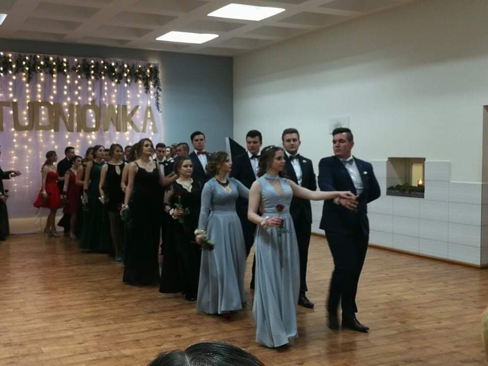 STUDNIÓWKA W MURACH NASZEJ SZKOŁY