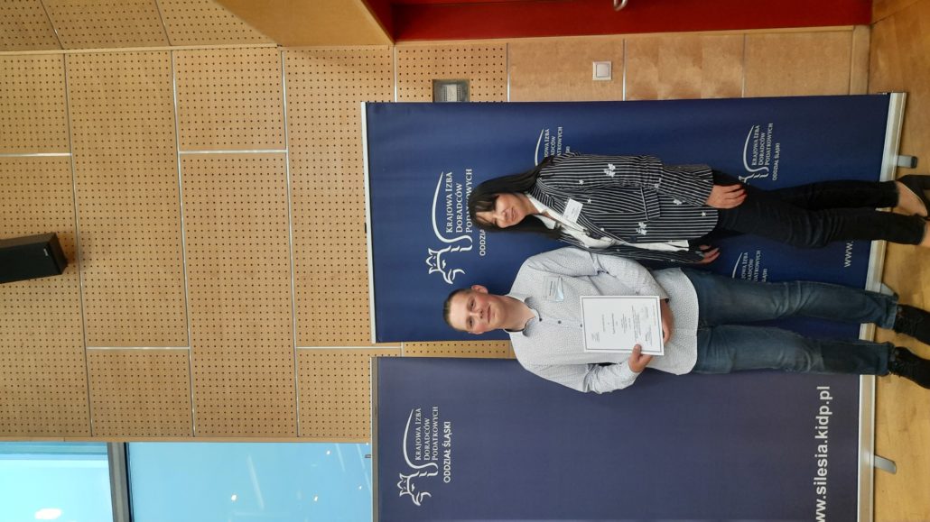 KACPER MALINOWSKI WŚRÓD NAJLEPSZYCH FINALISTÓW OGÓLNOPOLSKIEGO KONKURSU WIEDZY O PODATKACH