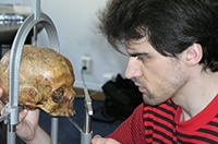 Obrazek symboliczny Pracowni Daktyloskopii i Antropologii Sądowej 