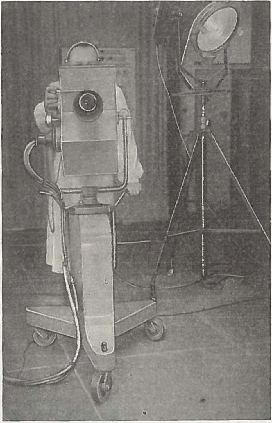 Kamera telewizji 441-liniowej, opracowana w Państwowym Instytucie Telekomunikacyjnym (1948 r.)