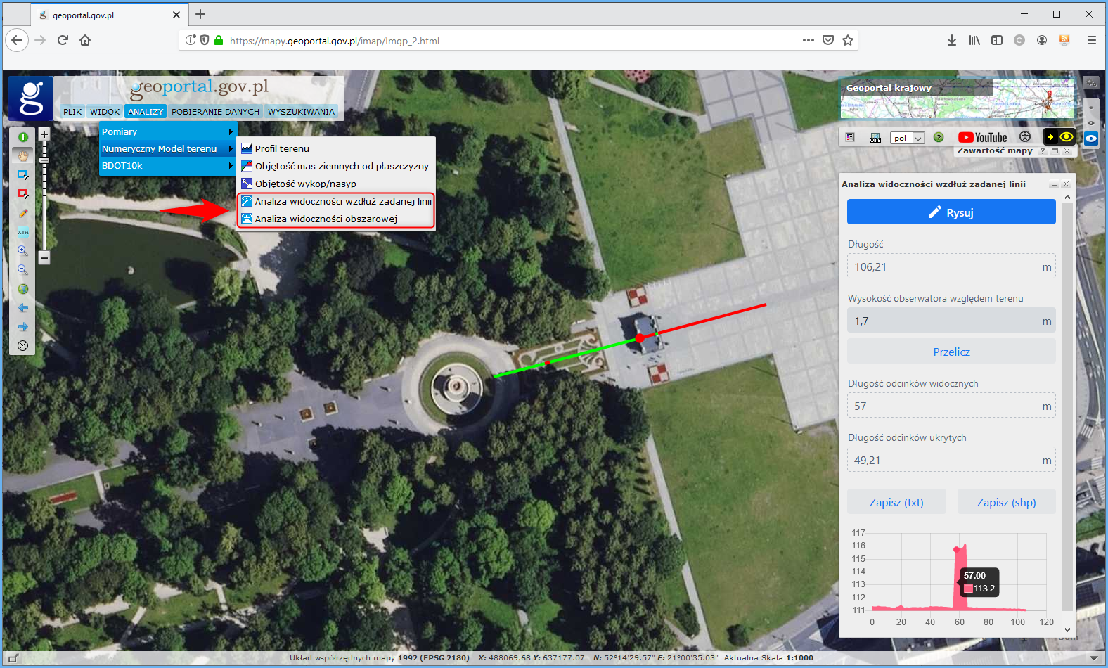 Ilustracja przedstawia zrzut ekranu z serwisu www.geoportal.gov.pl z zaznaczoną lokalizacją narzędzi „Analiza widoczności wzdłuż zadanej linii” oraz „Analiza widoczności obszarowej”, które aktualnie bazują na Numerycznym Modelu Pokrycia Terenu (NMPT). Dla zobrazowania działania narzędzia została wykonana analiza widoczności wzdłuż zadanej linii i zaprezentowano wyniki analizy.