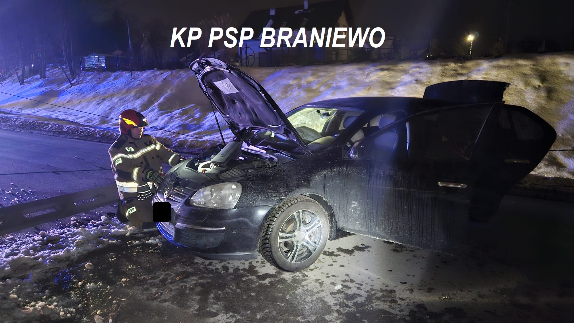 Volkswagen uderzył w słup oświetleniowy – Braniewo