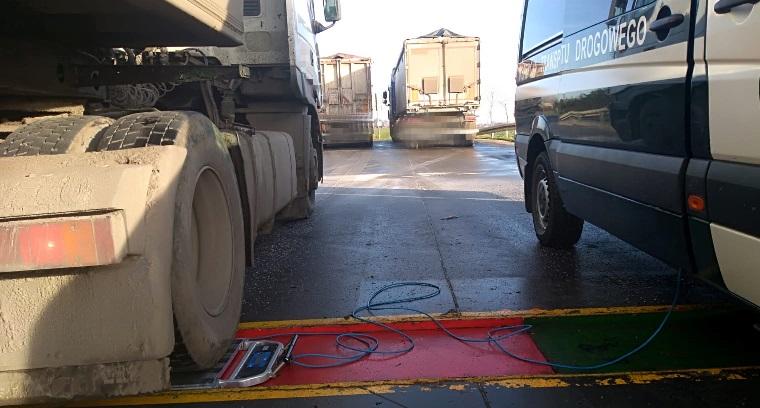 Samochód na wadze ITD