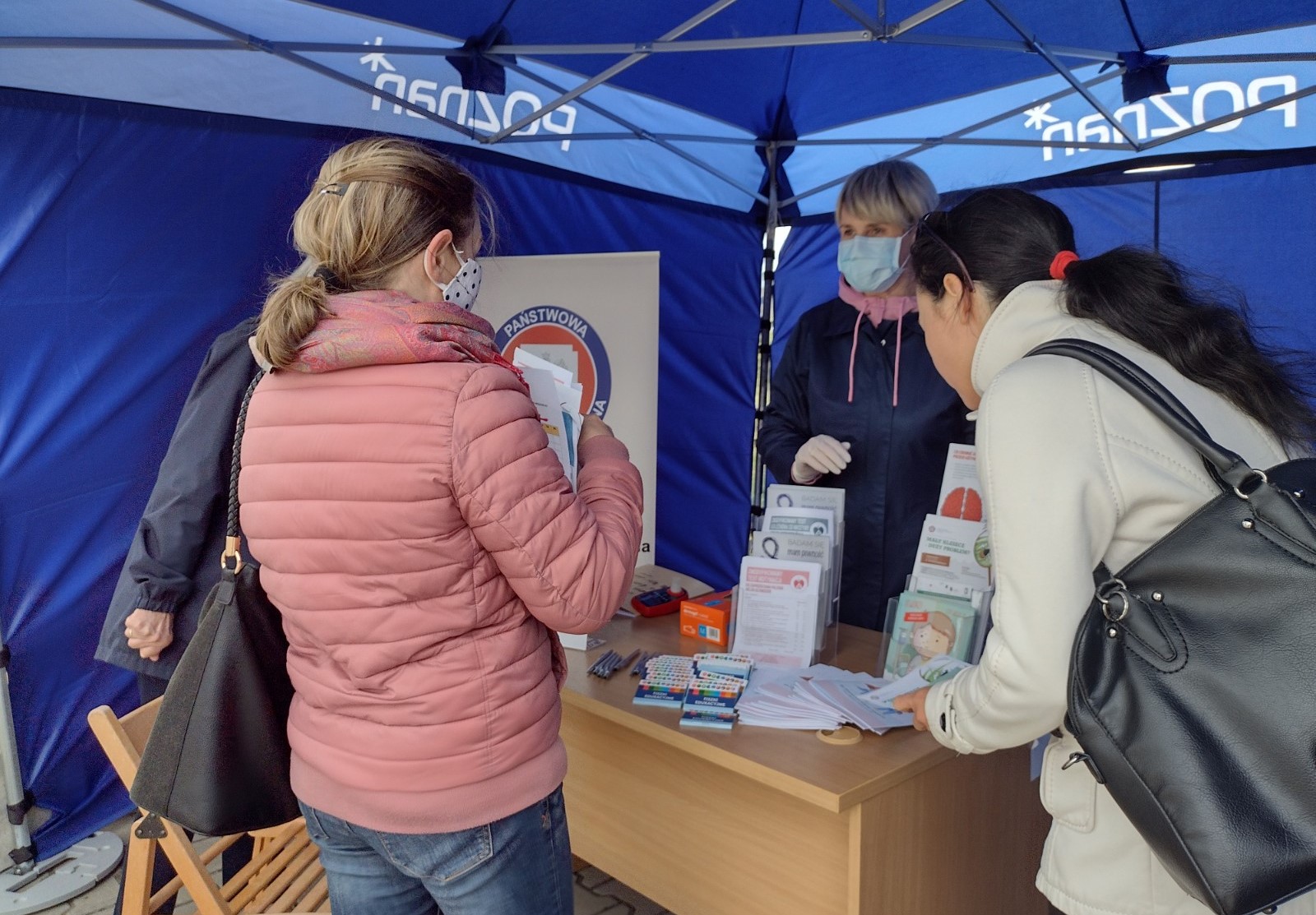 Stanowisko PSSE w Poznaniu podczas „Białej Soboty” w POSUM