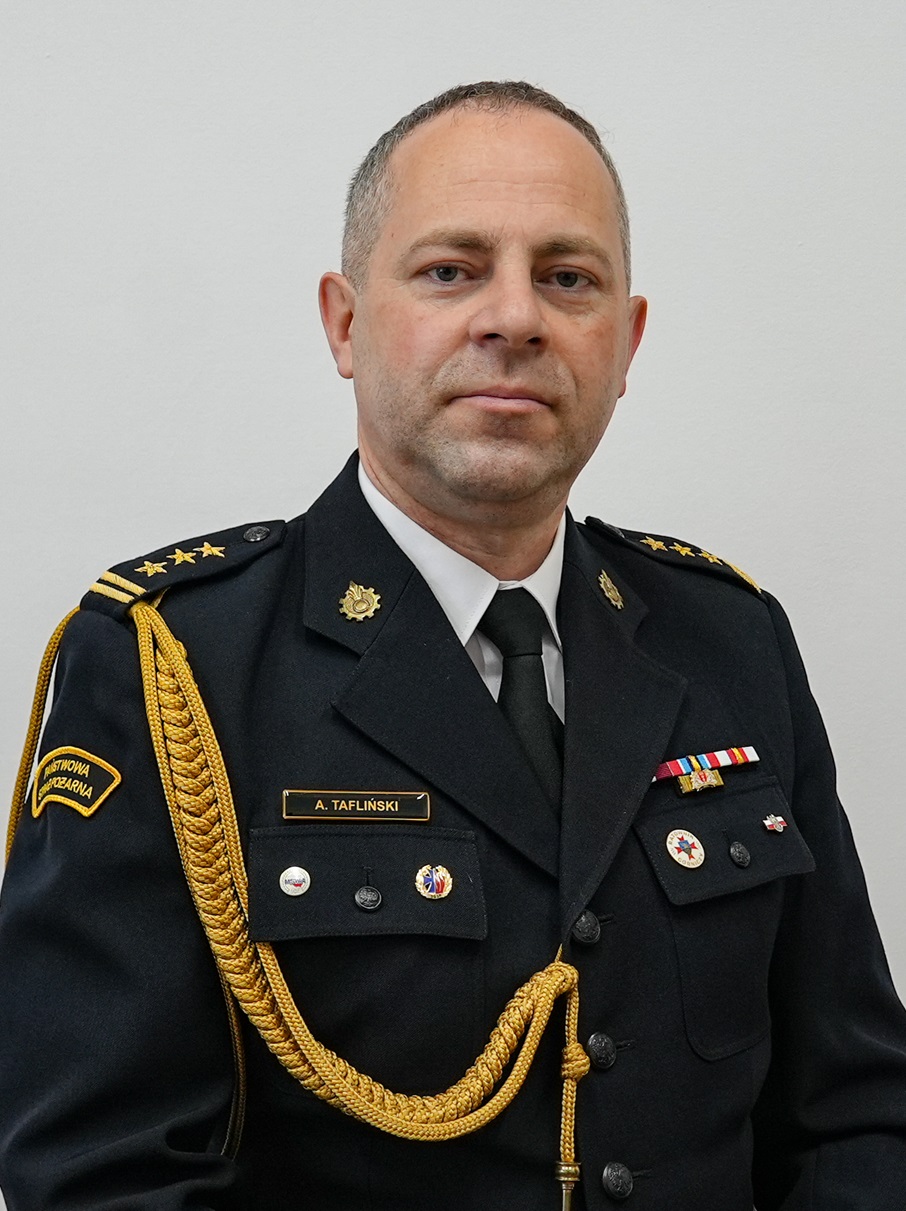 Zdjęcie Adama Taflińskiego w mundurze wyjściowym