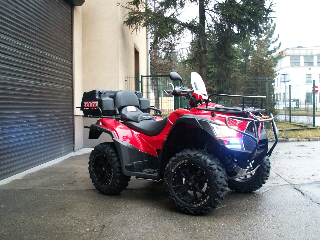 Quad KYMCO 700I