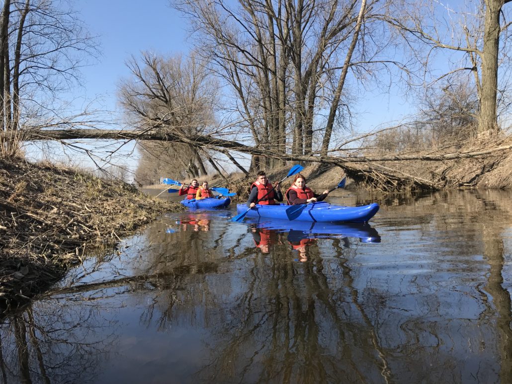 W Zduńskiej Dąbrowie już pływamy kajakami!