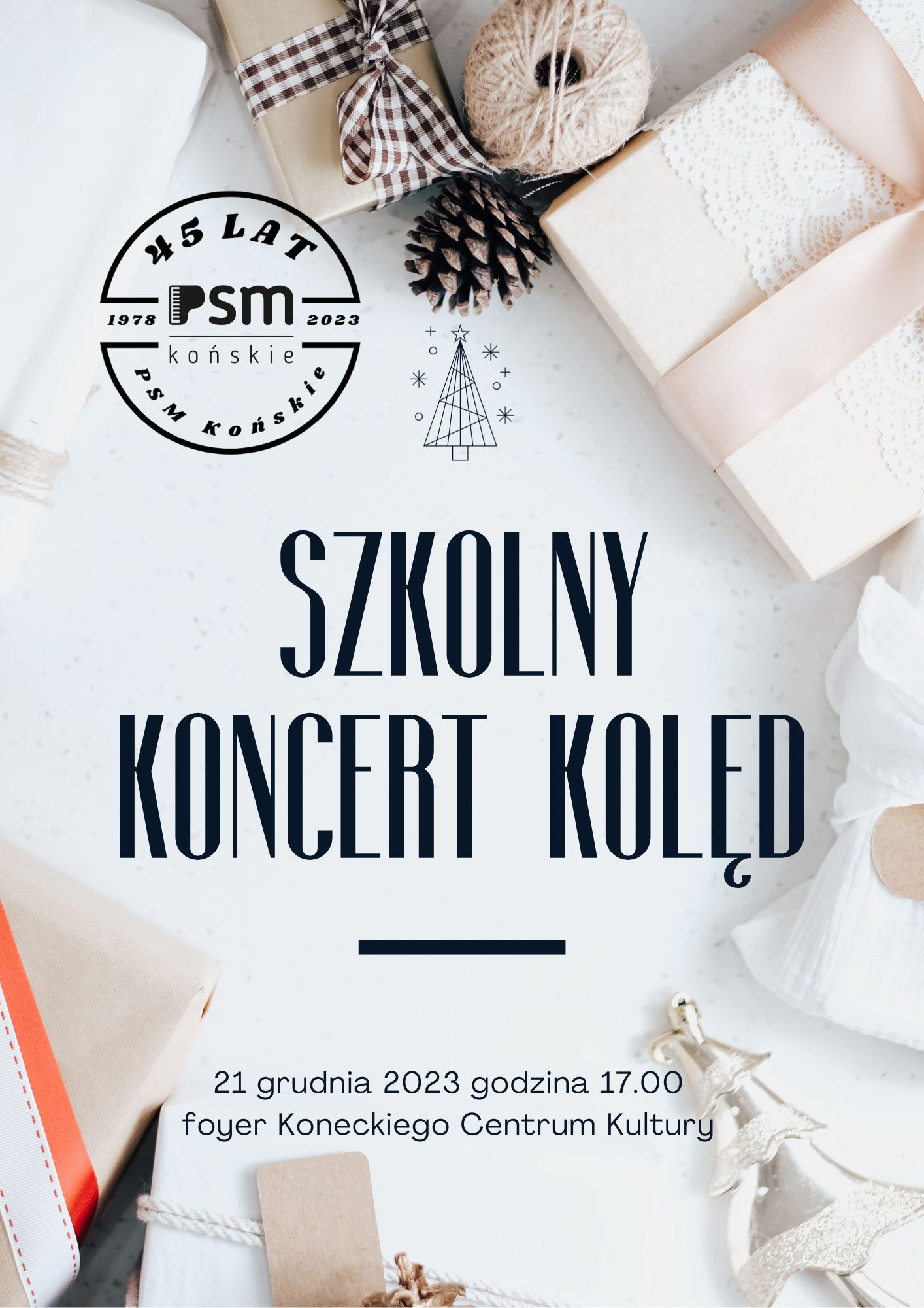 baner na szarym tle, czarne litery informujące o szkolnym koncercie kolęd