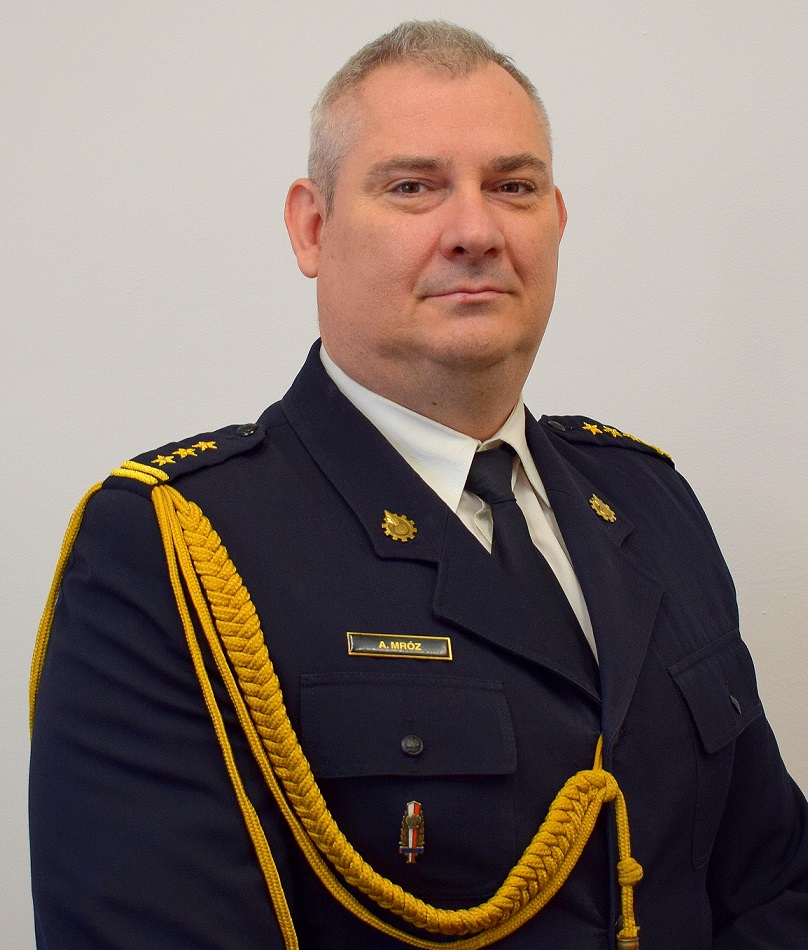 Zdjęcie Andrzeja Mróz w mundurze wyjściowym