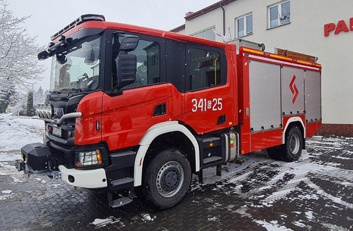 GCBA 5/32 SCANIA P370 4x4