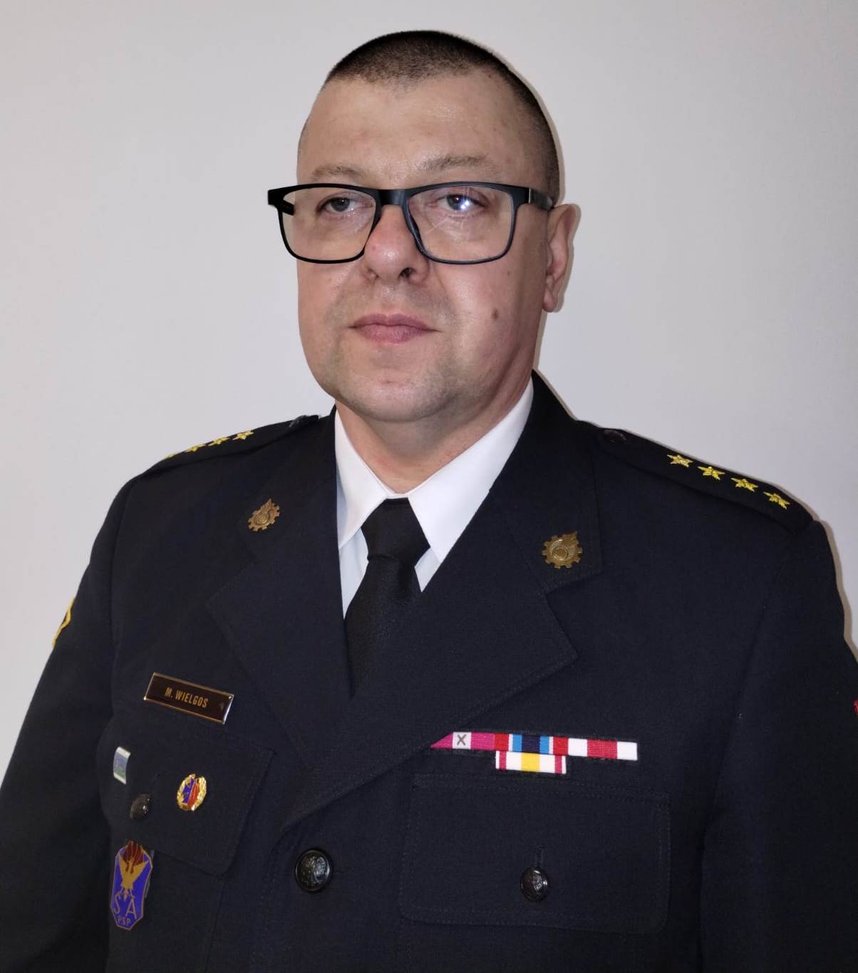 Naczelnik Wydziału KP PSP w Brzozowie st. kpt. mgr Maciej Wielgos.