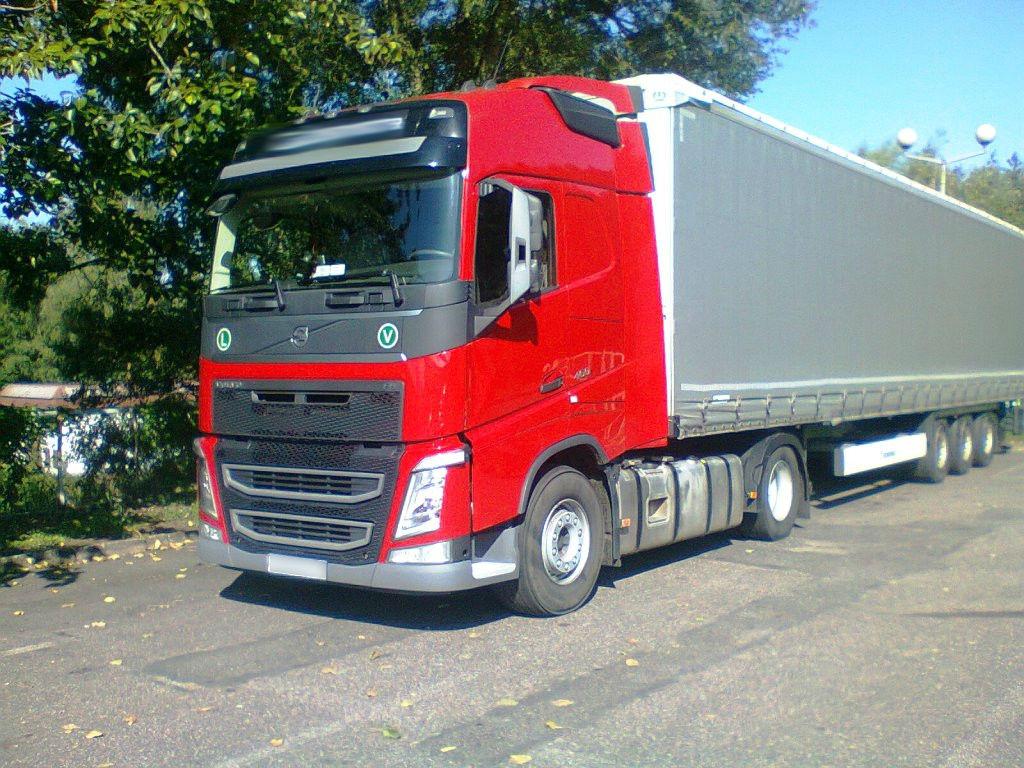 Ciężarówka z naczepą