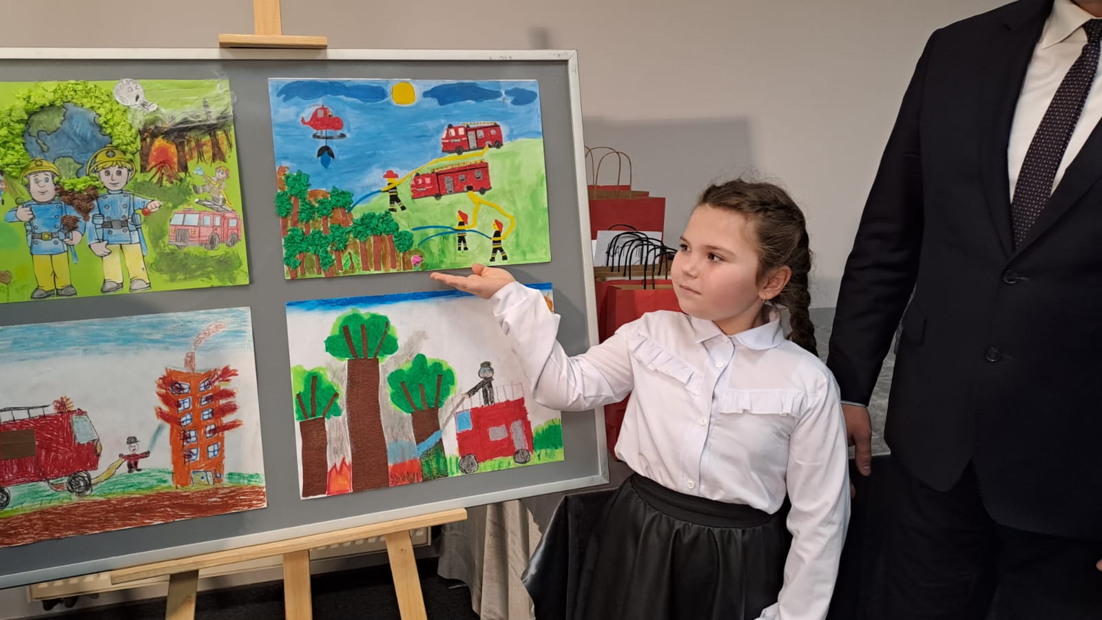 Wręczenie nagród konkursu plastycznego