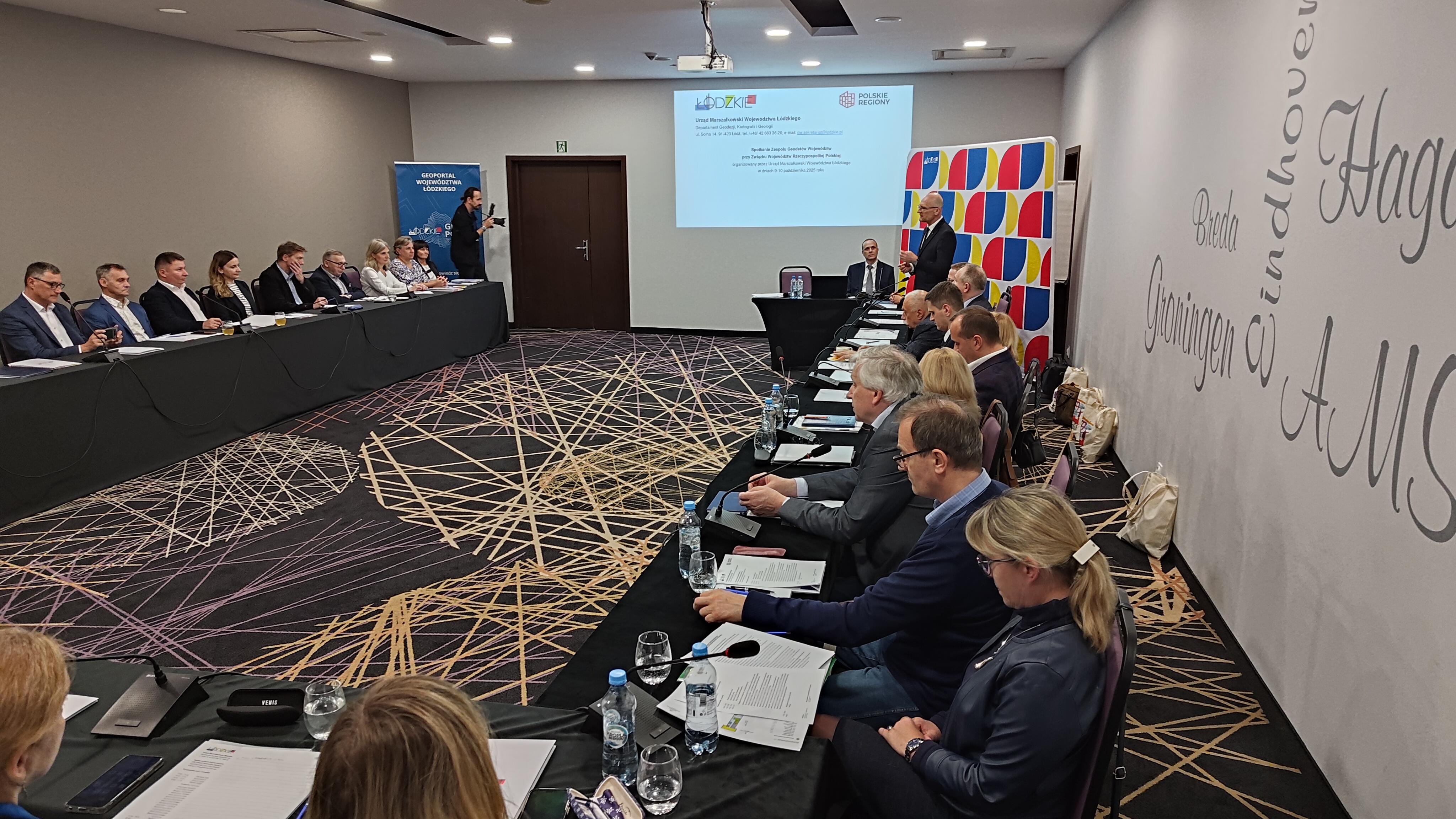 Uczestnicy spotkania Zespołu Geodetów Województw