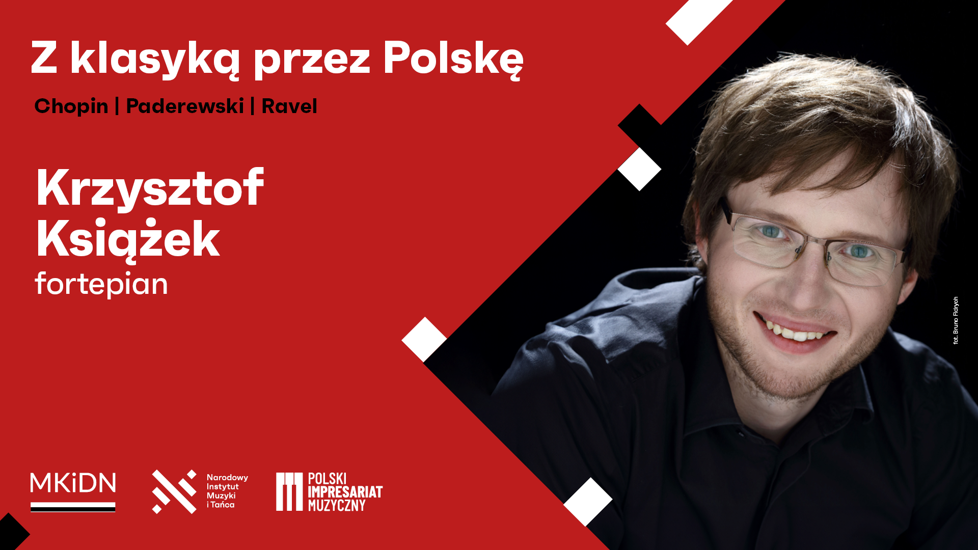 Baner reklamowy na czerwonym tle koncertu Z klasyką przez Polskę - Krzysztof Książek - Sala Koncertowa PSM w Lubaczowie - 12 października 2023, godz.18.00