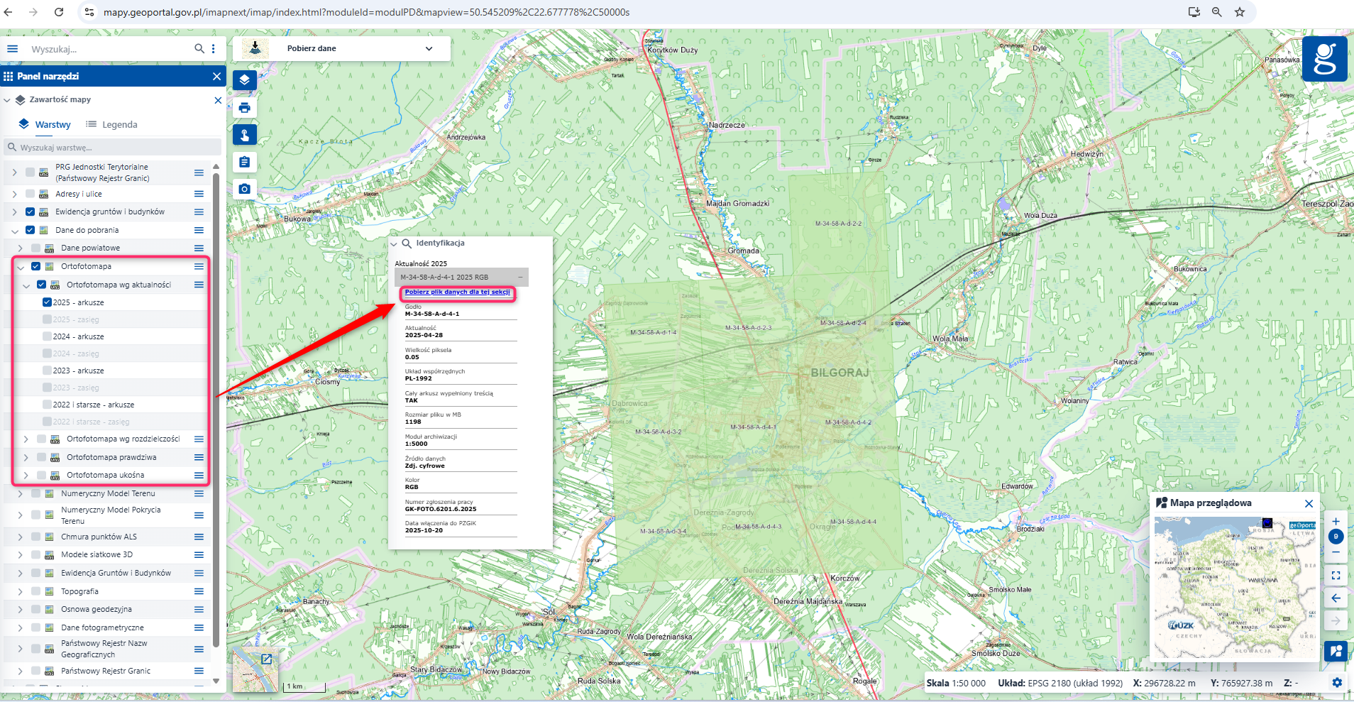 Ilustracja przedstawia zrzut ekranu w jaki sposób pobrać arkusze ortofotomapy z geoportal.gov.pl. 