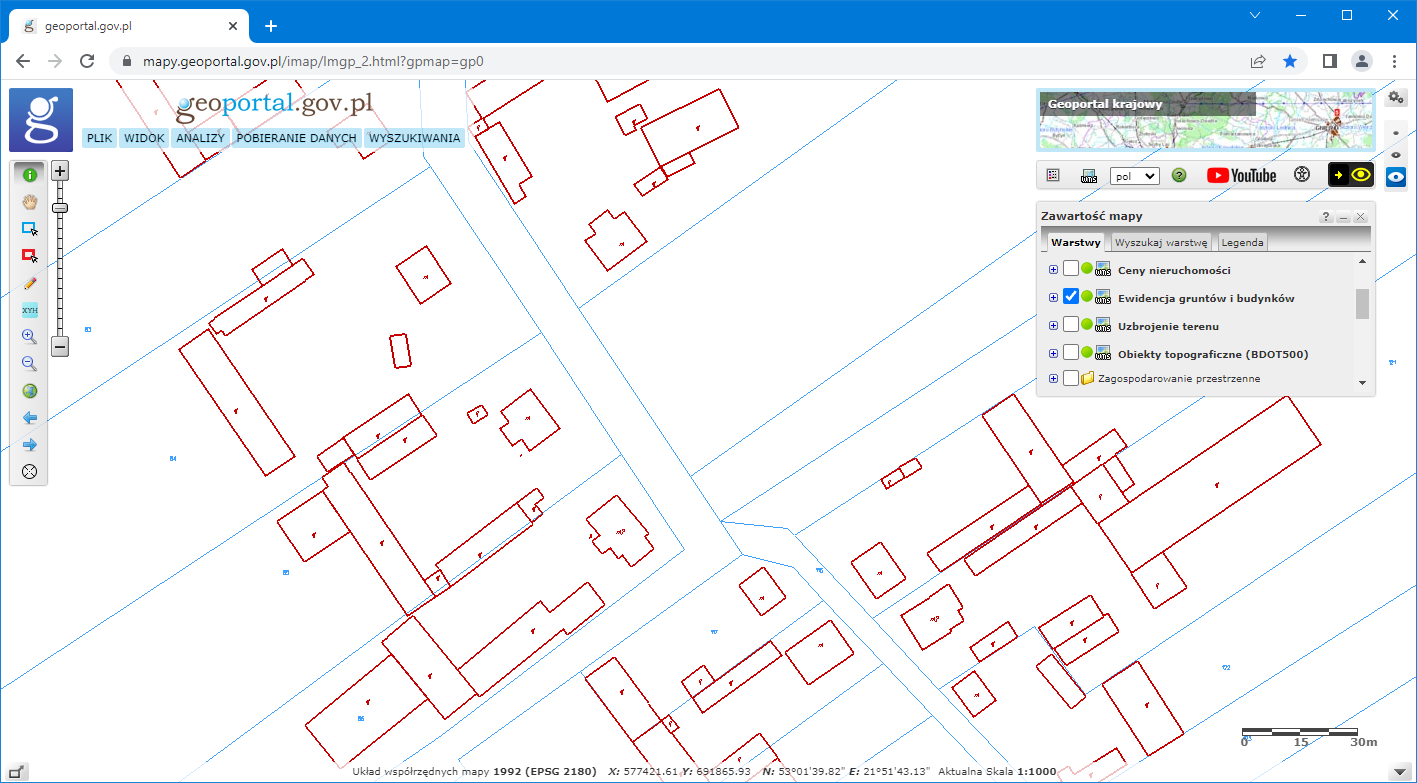 Dane na warstwie ewidencji gruntow i budynków na www.geoportal.gov.pl.