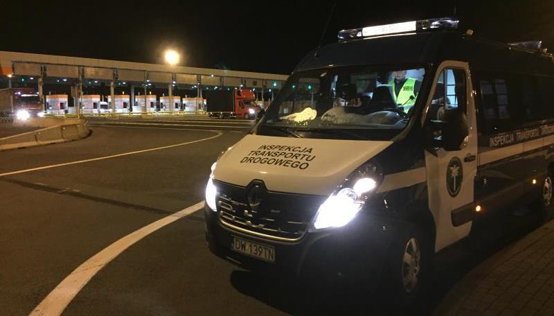 Radiowóz ITD w miejscu kontroli