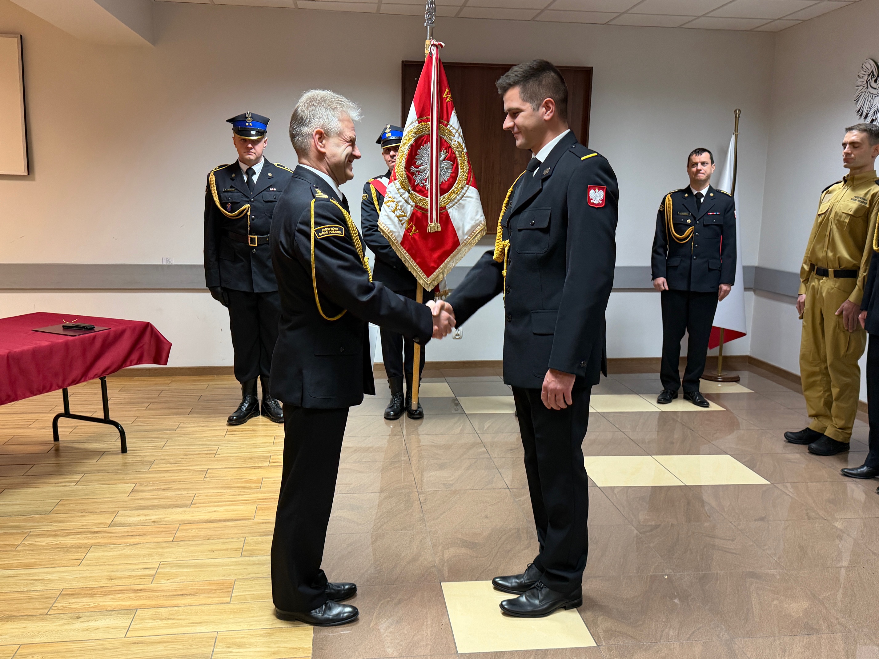 Uroczysta Zbi rka W Komendzie Powiatowej PSP W M awie Komenda 
