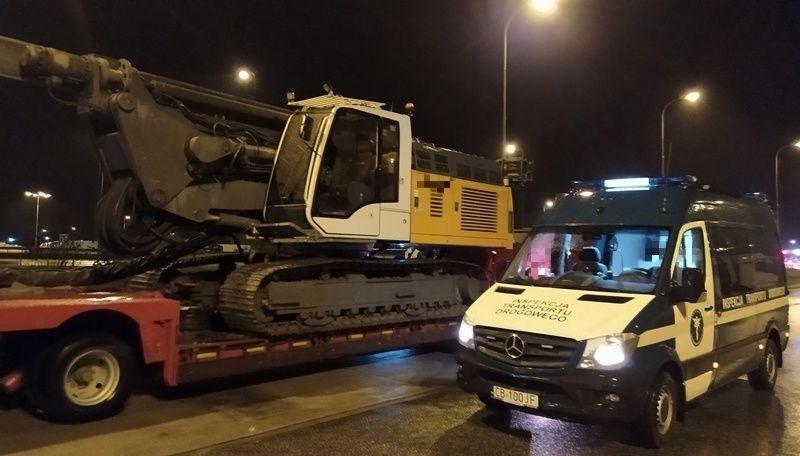 Zestaw z palownicą i radiowóz ITD.