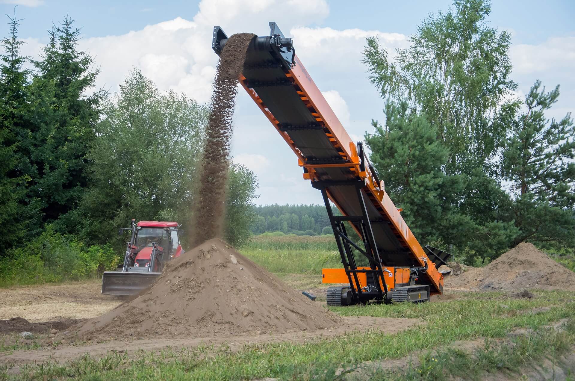 Mobilny Przenośnik Taśmowy MPT 18g podczas pracy