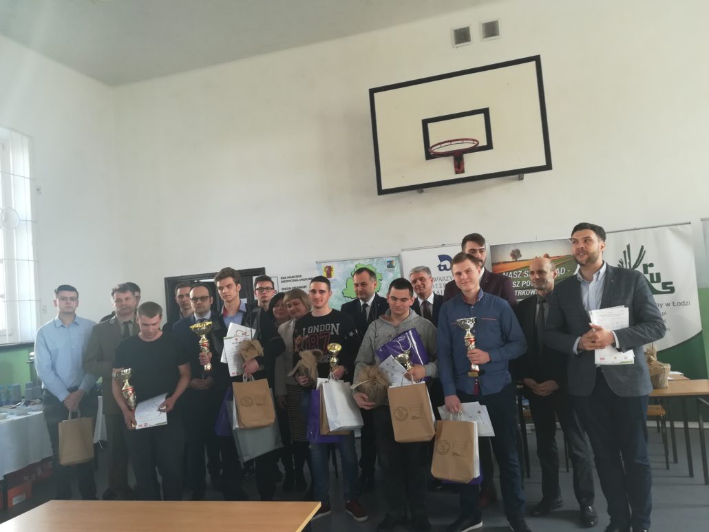 WIELKI SUKCES UCZNIÓW ZSCKR W ZDUŃSKIEJ DĄBROWIE W OLIMPIADZIE MŁODYCH PRODUCENTÓW ROLNYCH