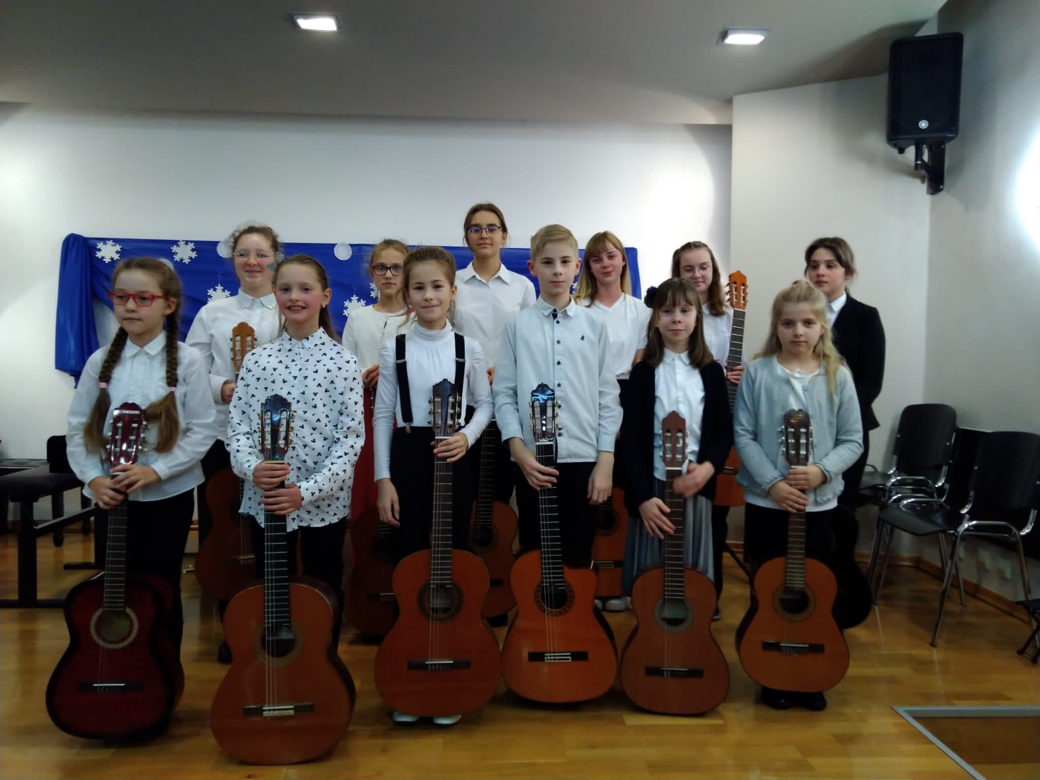 Uczniowie klasy gitary