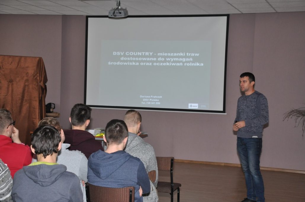 SZKOLENIA ZAWODOWE W ZSCKR W ZDUŃSKIEJ DĄBROWIE