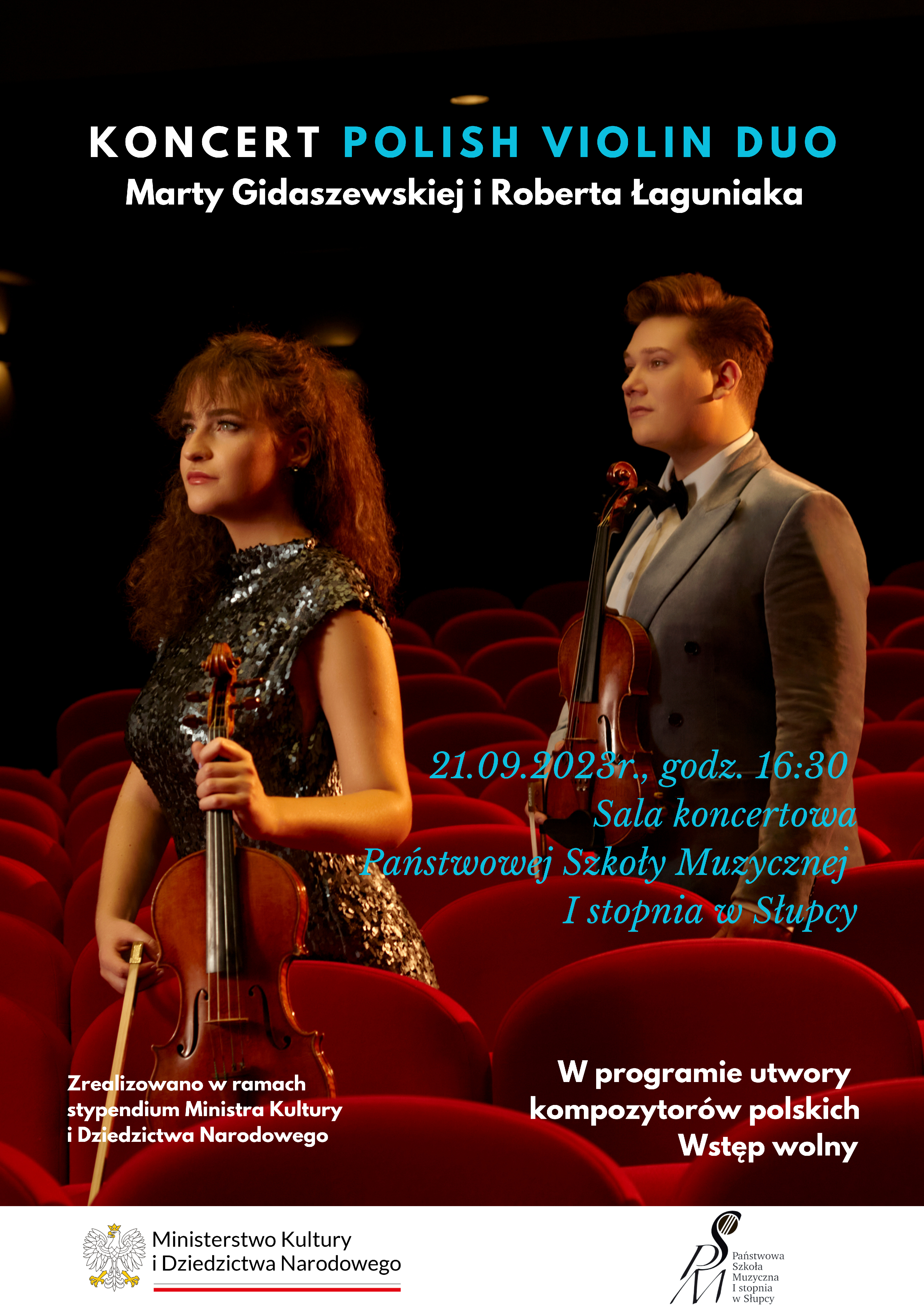 informacje o koncercie duetu skrzypcowego, dwie osoby trzymające skrzypce na tle kilku rzędów krzeseł na sali koncertowej, górna część plakatu na czarnym tle