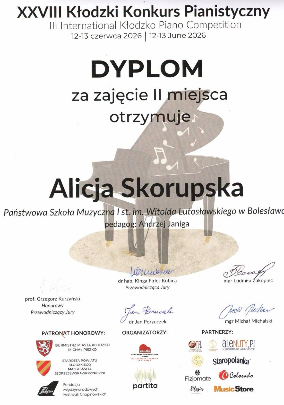 Zdjęcie przedstawiające dyplom za zajęcie II miejsca dla Alicji Skorupskiej w XXVIII Kłodzkim Konkursie Pianistycznym, pedagog Andrzej Janiga.