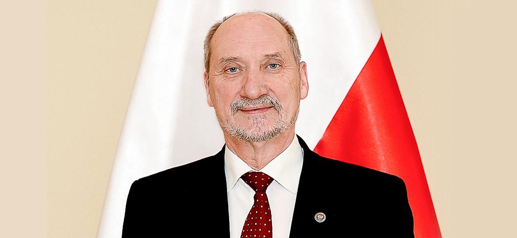 slider_minister_antoni_macierewicz-2.jpg