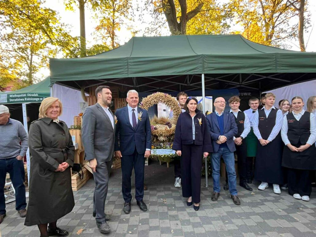 Zespół Szkół Centrum Kształcenia Rolniczego w Zduńskiej Dąbrowie na Dożynkach Polskich MRiRW w Spale