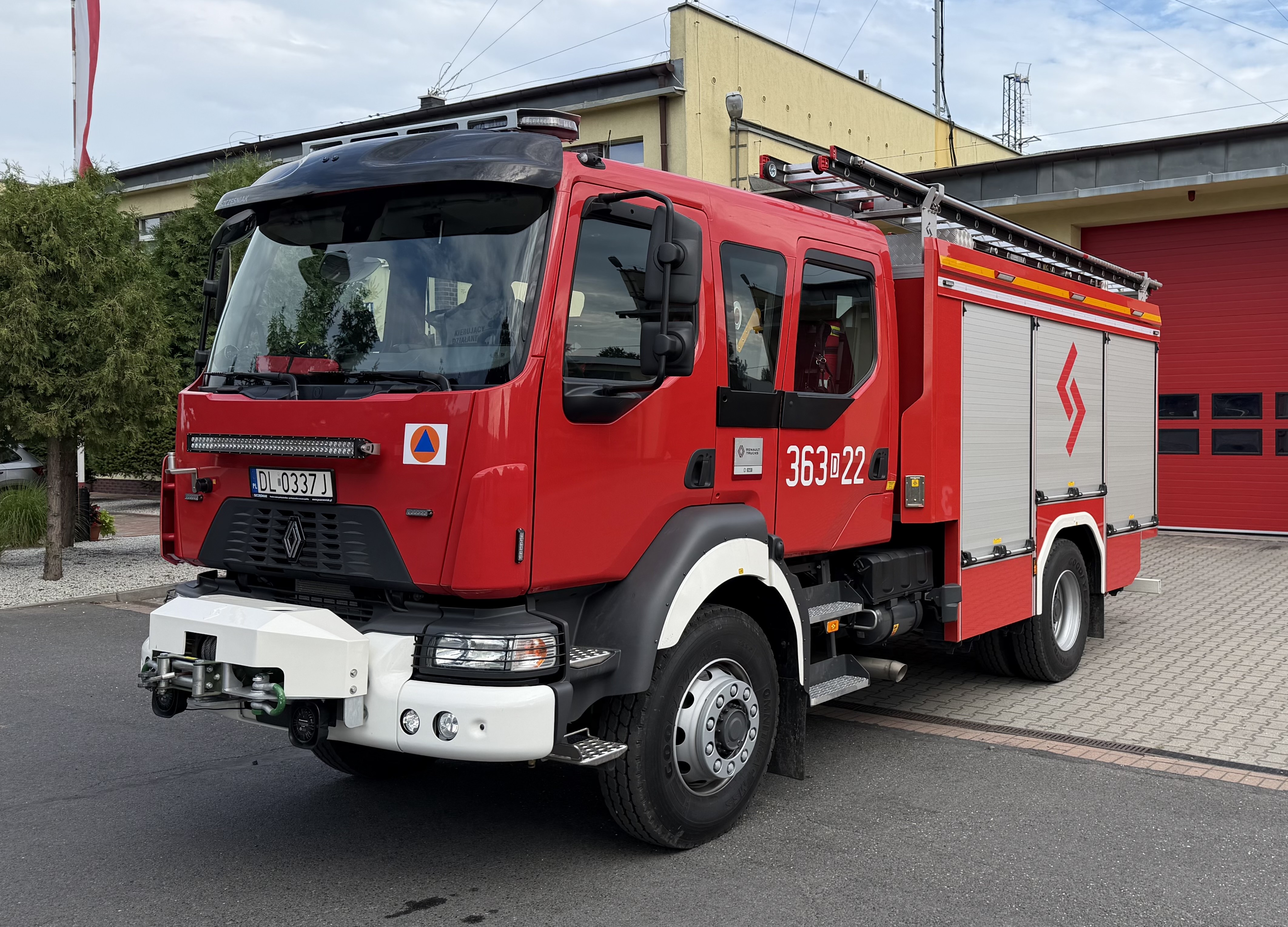 GBA 3/28/4,3 Renault