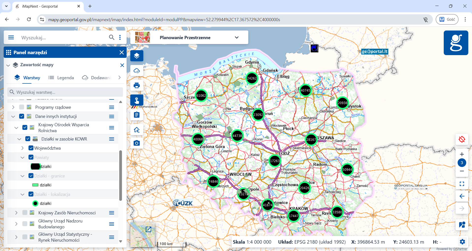 Widok modułu Planowanie przestrzenne z widoczną warstwą "Działki w zasobie KOWR".