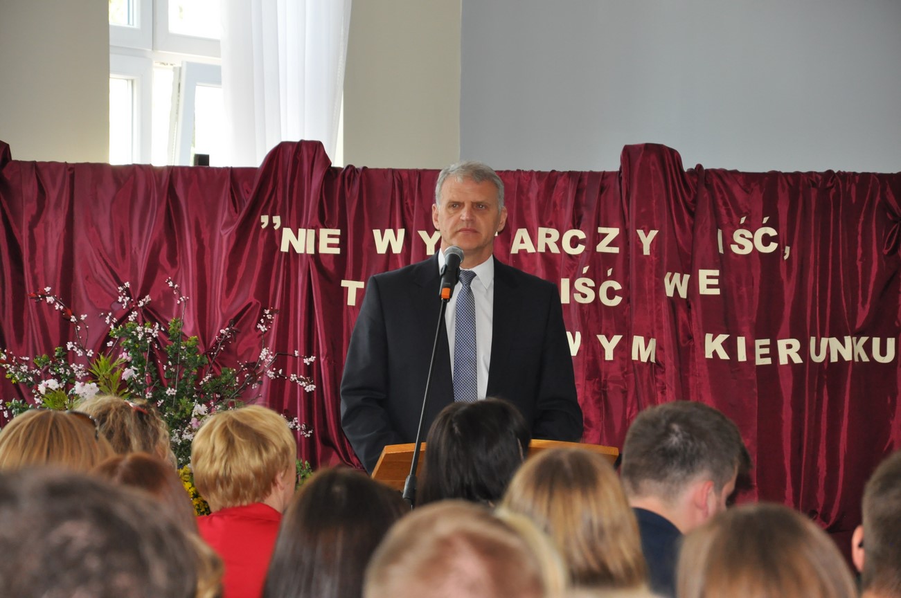 POŻEGNANIE MATURZYSTÓW