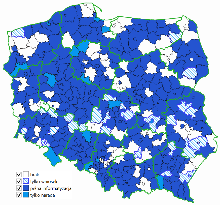 Mapa Polski z zaznaczonymi na różne kolory powiatami zależnie od stanu informatyzacji narad koordynacyjnych. 