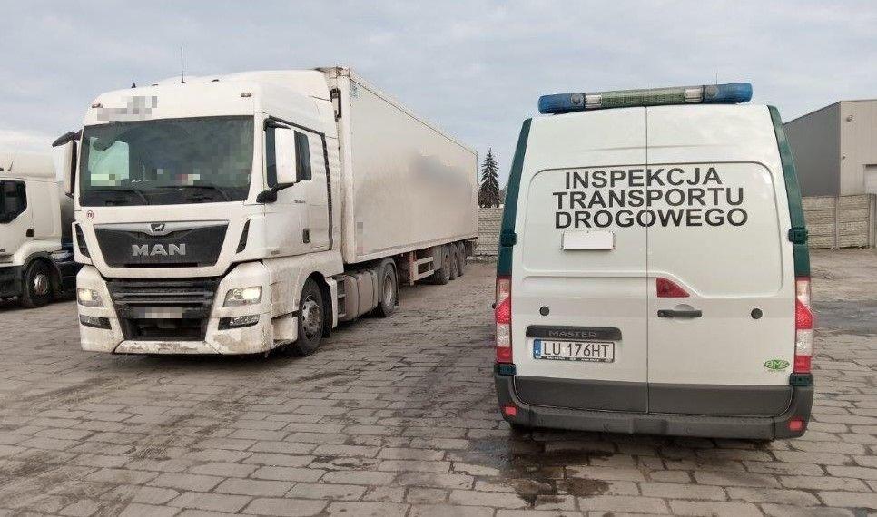 Ciężarówka zatrzymana przez patrol ITD. 