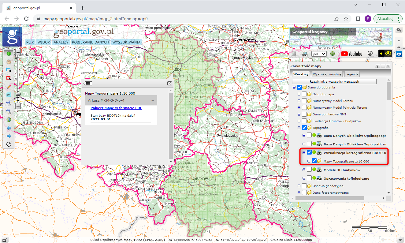 Ilustracja przedstawia zrzut ekranu z serwisu www.geoportal.gov.pl pokazujący w jaki sposób pobrać wizualizacje kartograficzne BDOT10k.