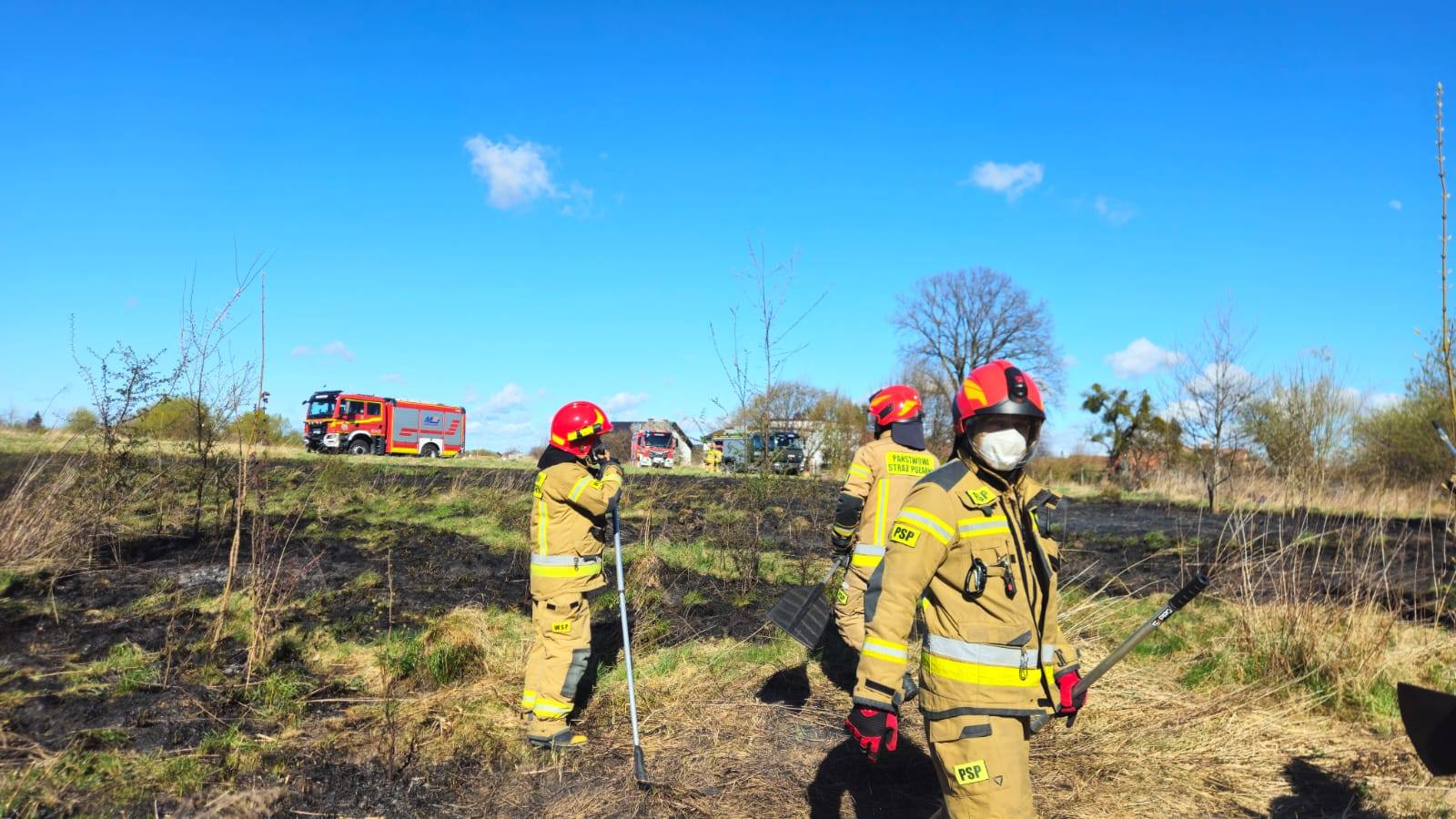 Pożary traw i nieużytków ciągle aktualne