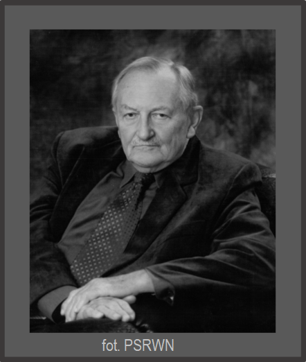 Zdjęcie przedstawia profesora Andrzeja Hopfera