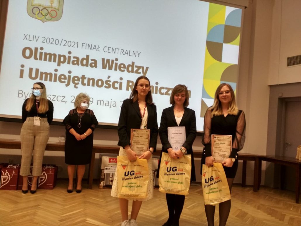 SUKCES UCZNIÓW ZE ZDUŃSKIEJ DĄBROWY W XLIV ELIMINACJACH CENTRALNYCH OWiUR – TRZECH LAURATÓW I DWÓCH FINALISTÓW
