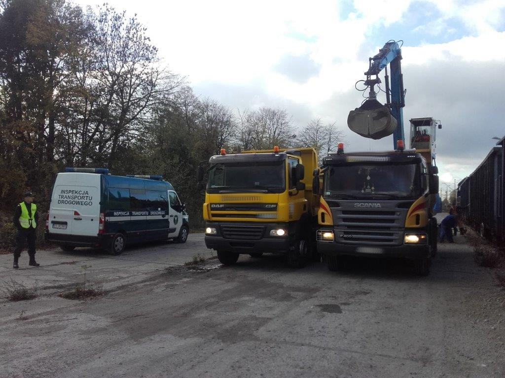 Przeładowywanie ładunku na inny samochód