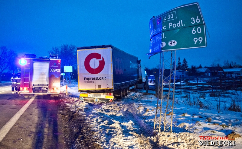 Wypadek drogowy w miejscowości Ujrzanów.