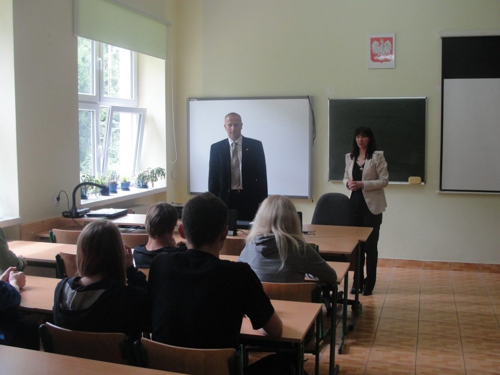 UCZNIOWIE ZSCKR W ZDUŃSKIEJ DĄBROWIE POZNALI ZASADY FINANSOWANIA AGROBIZNESU