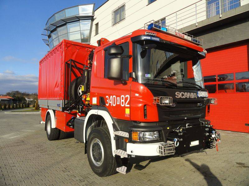 SCkw Scania - Ciężki samochód kwatermistrzowski z żurawiem 